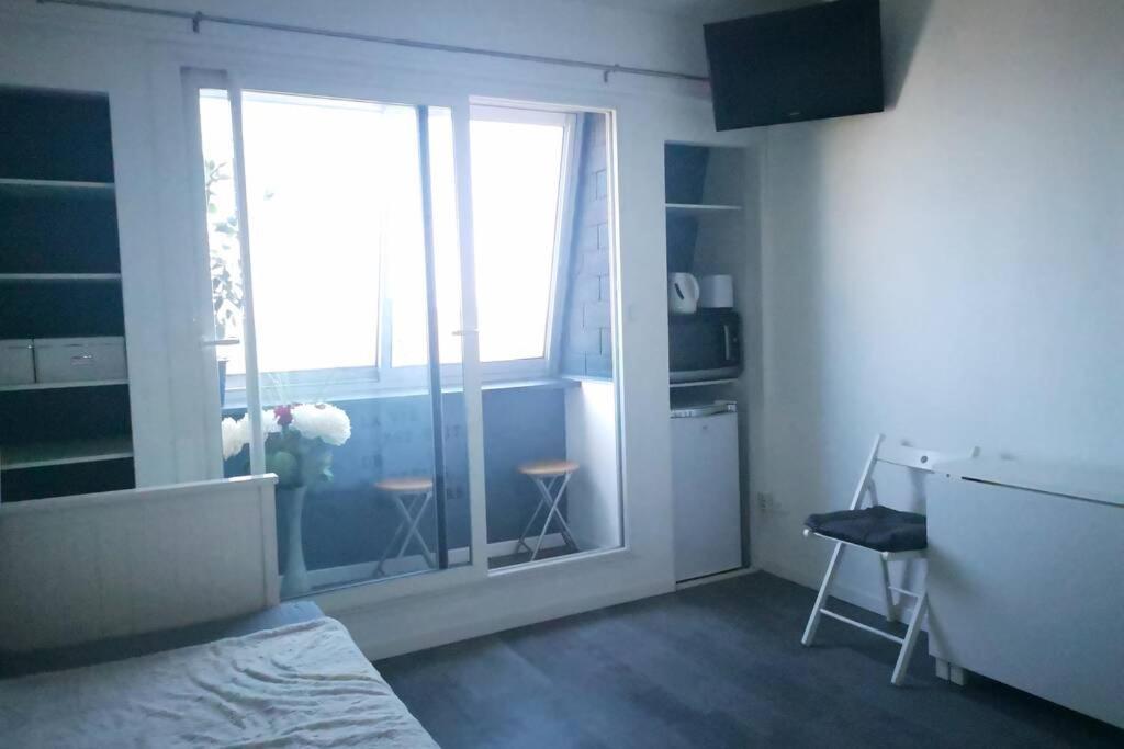Appartement Studio vue mer 180° à 200 m de la plage en Normandie +parking à Courseulles-sur-Mer Extérieur photo