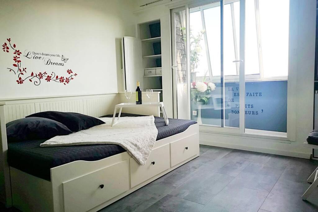 Appartement Studio vue mer 180° à 200 m de la plage en Normandie +parking à Courseulles-sur-Mer Extérieur photo